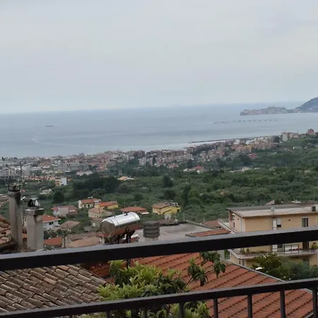 Affittacamere Altomuro 39 Di S.a.